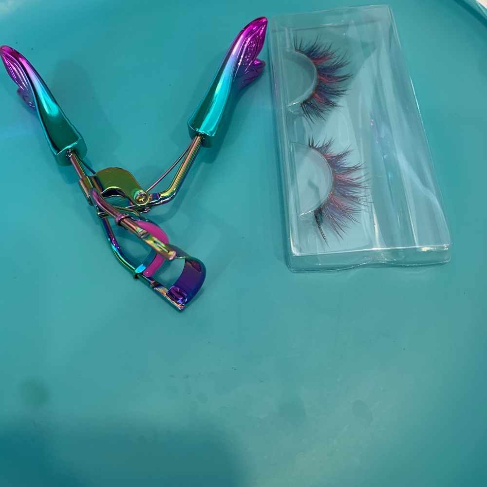 NEVER USED Special Edition Tarte Mermaid-themed Eyelash Curler & False Lashes